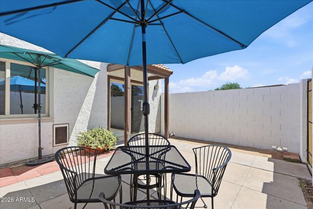 1006 E REDFIELD Road, Tempe, AZ 85283