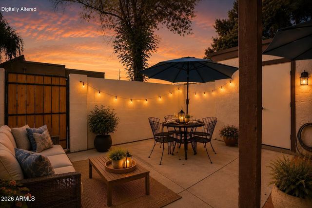 1006 E REDFIELD Road, Tempe, AZ 85283