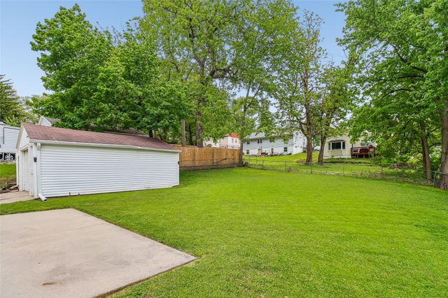 610 Creston Avenue, Des Moines, IA 50315