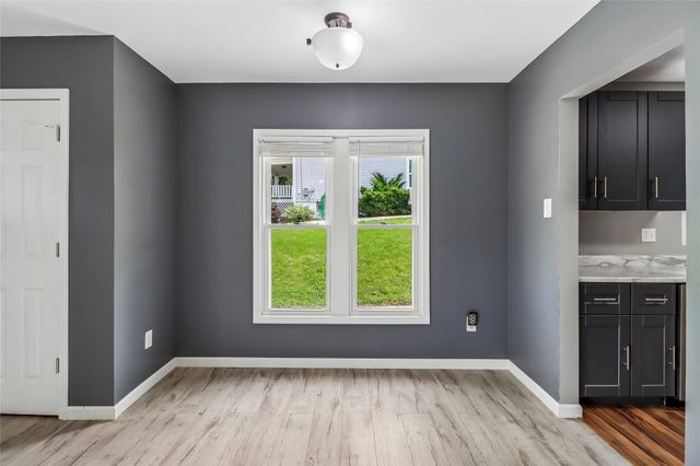 610 Creston Avenue, Des Moines, IA 50315