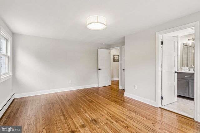 437 MAYNARD DR, Wayne, PA 19087