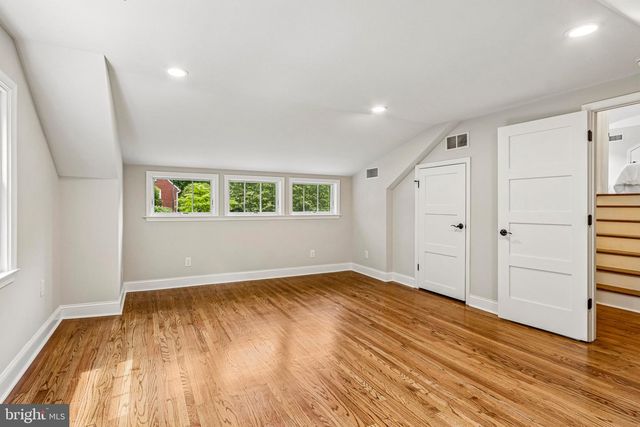 437 MAYNARD DR, Wayne, PA 19087