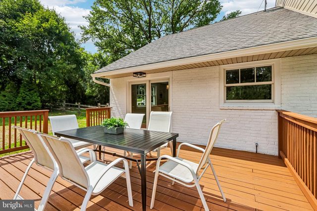 437 MAYNARD DR, Wayne, PA 19087