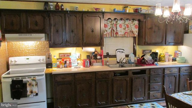 4897 BRIGGS RD, Hesston, PA 16647