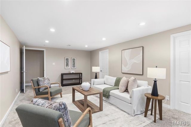 783 Rockridge Drive, Manchester, MO 63021