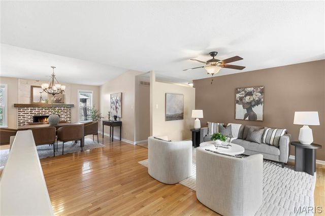 783 Rockridge Drive, Manchester, MO 63021