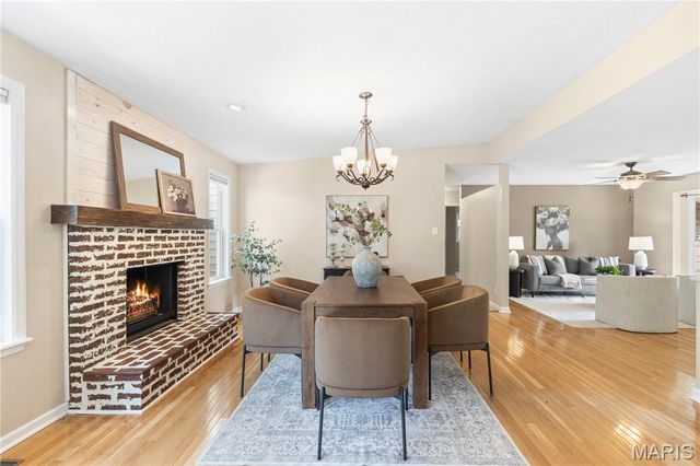 783 Rockridge Drive, Manchester, MO 63021