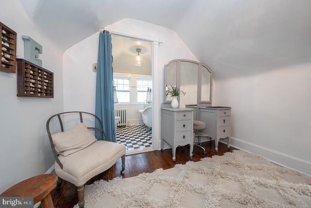 712 STRADONE RD, Bala Cynwyd, PA 19004