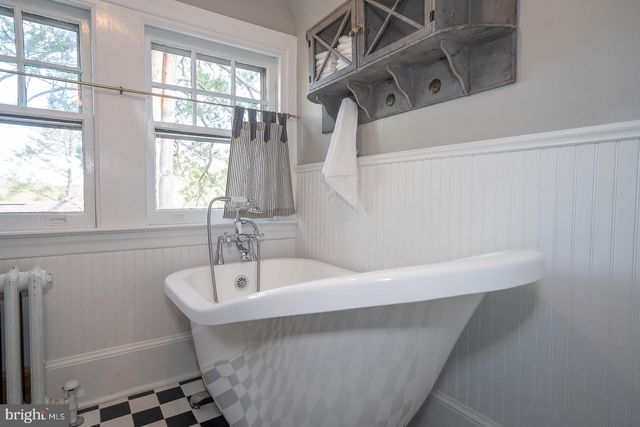 712 STRADONE RD, Bala Cynwyd, PA 19004