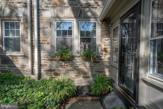 712 STRADONE RD, Bala Cynwyd, PA 19004