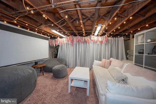 712 STRADONE RD, Bala Cynwyd, PA 19004