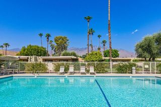 2433 Los Patos Drive, Palm Springs, CA 92264