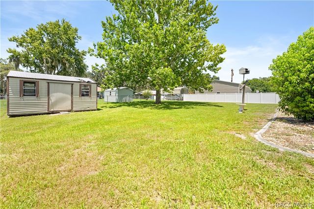 8643 Marvin Street, Floral City, FL 34436