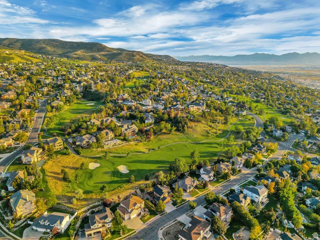 3860 S HIGHLAND CT, Bountiful, UT 84010