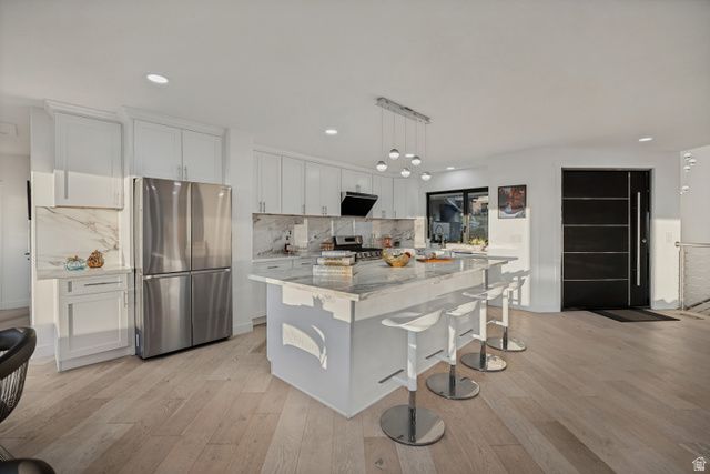 3860 S HIGHLAND CT, Bountiful, UT 84010