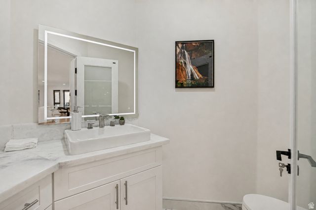 3860 S HIGHLAND CT, Bountiful, UT 84010