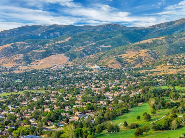 3860 S HIGHLAND CT, Bountiful, UT 84010