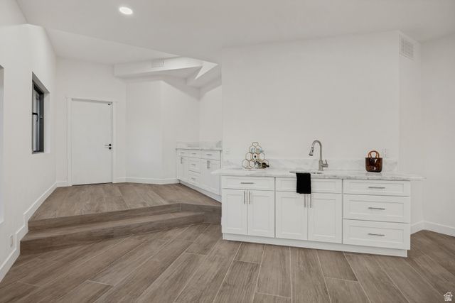 3860 S HIGHLAND CT, Bountiful, UT 84010