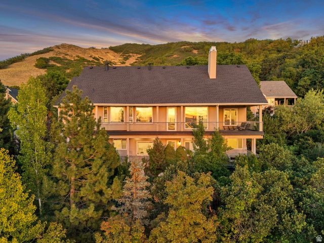 3860 S HIGHLAND CT, Bountiful, UT 84010