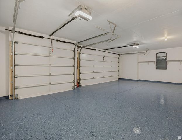 3860 S HIGHLAND CT, Bountiful, UT 84010