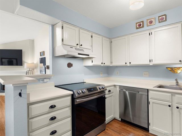 3320 S Ammons St 206, Lakewood, CO 80227