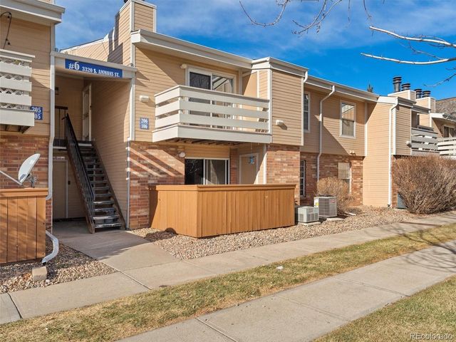 3320 S Ammons St 206, Lakewood, CO 80227