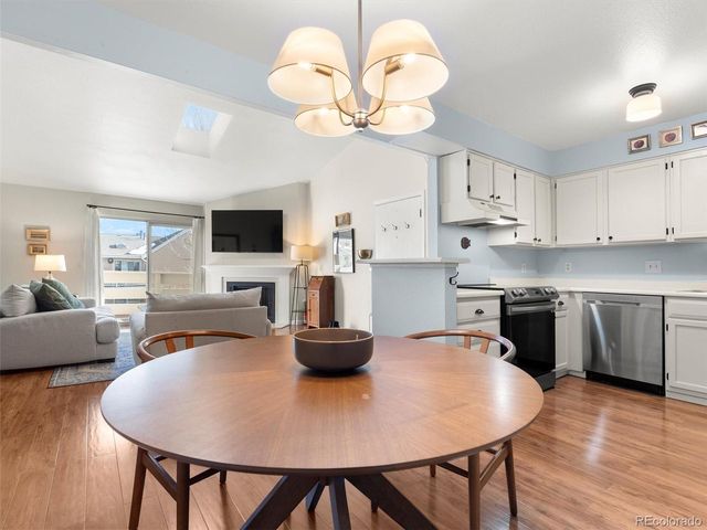 3320 S Ammons St 206, Lakewood, CO 80227