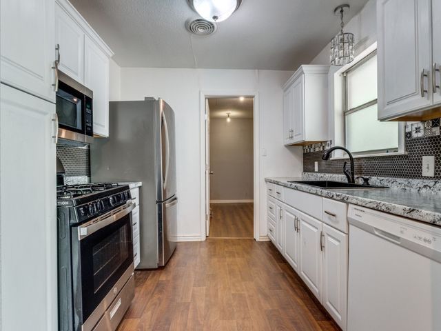 12 Geraldine Lane, Denison, TX 75020