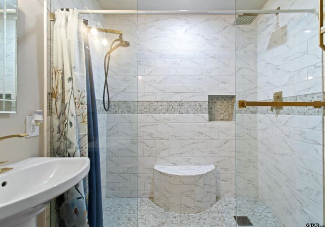 13302 County Road 2220, Whitehouse, TX 75791