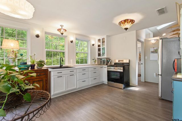 13302 County Road 2220, Whitehouse, TX 75791