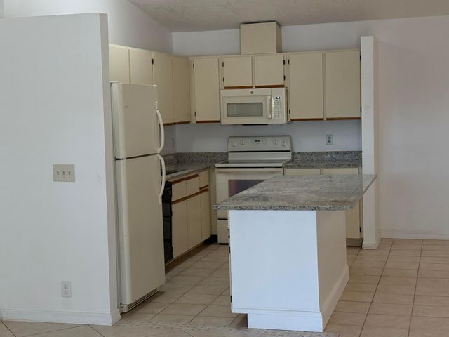 4290 Woodstock Drive D, West Palm Beach, FL 33409