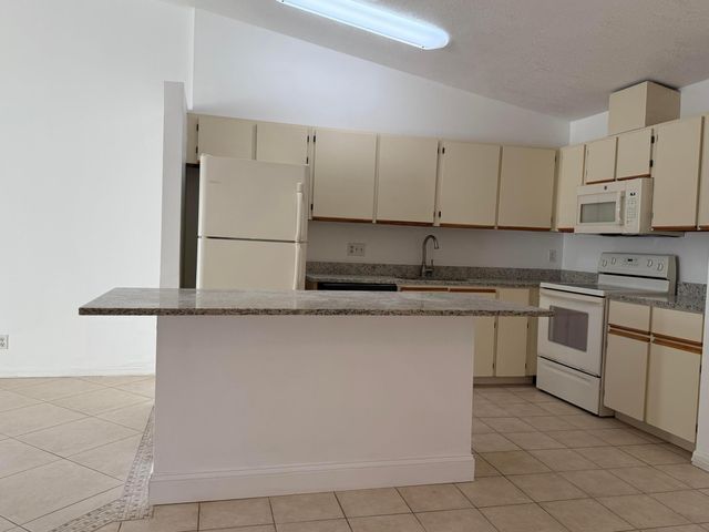 4290 Woodstock Drive D, West Palm Beach, FL 33409