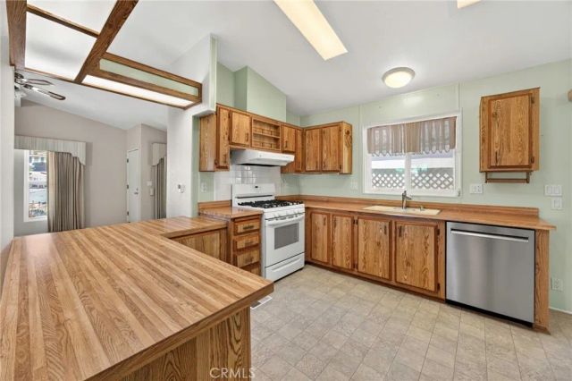 1660 Brentwood, Hemet, CA 92545
