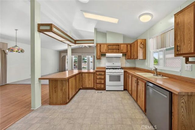1660 Brentwood, Hemet, CA 92545
