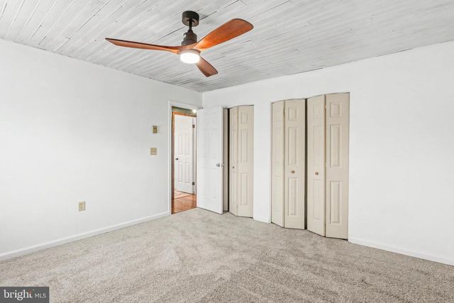 1801 MOUNTAIN VIEW RD, Middletown, PA 17057