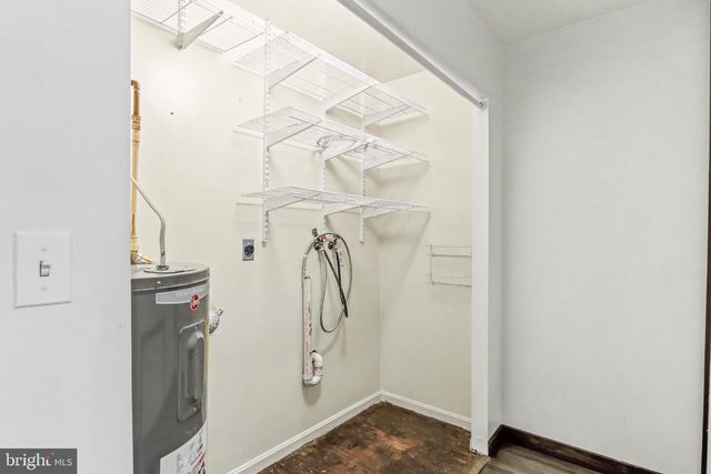 1801 MOUNTAIN VIEW RD, Middletown, PA 17057