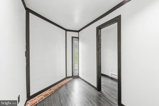 1801 MOUNTAIN VIEW RD, Middletown, PA 17057