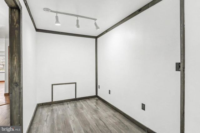 1801 MOUNTAIN VIEW RD, Middletown, PA 17057