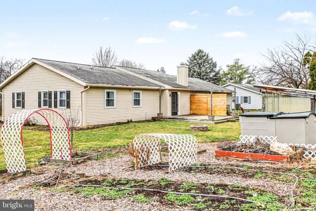 1801 MOUNTAIN VIEW RD, Middletown, PA 17057