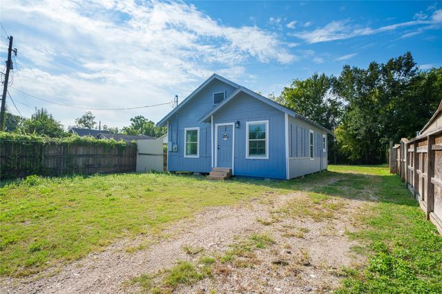 9302 Waller Street, Houston, TX 77012