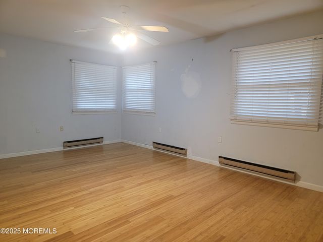 28 A Yorktowne Parkway, Whiting, NJ 08759