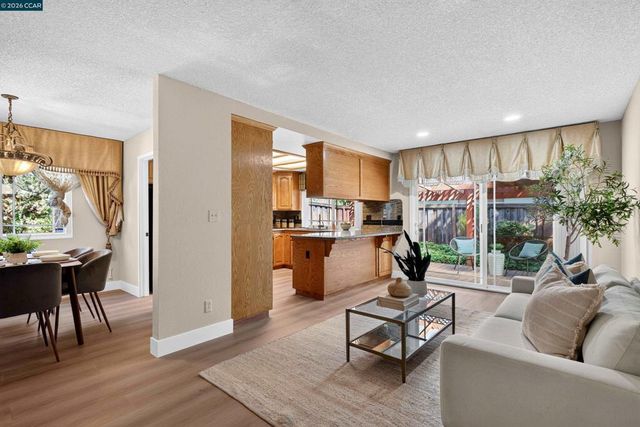 3299 Hermosa St, Pinole, CA 94564
