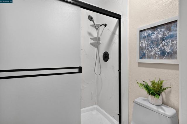 3299 Hermosa St, Pinole, CA 94564