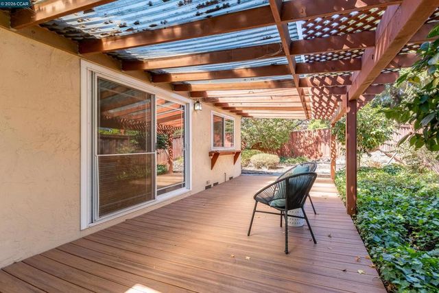 3299 Hermosa St, Pinole, CA 94564