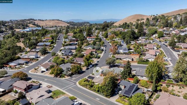 3299 Hermosa St, Pinole, CA 94564