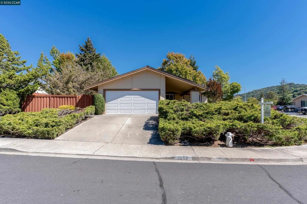 3299 Hermosa St, Pinole, CA 94564