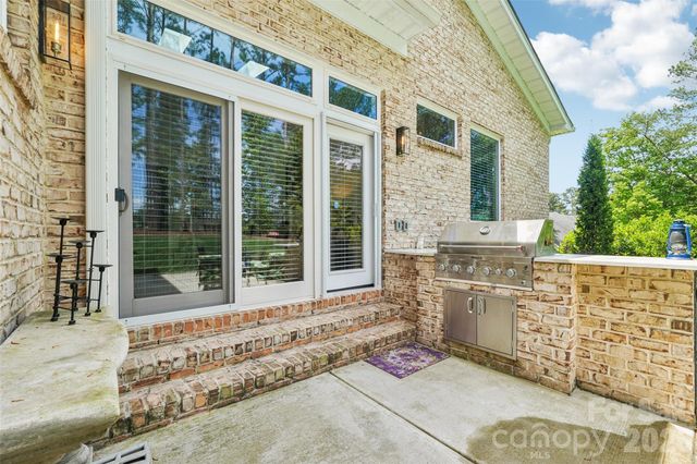 209 Holdsworth Drive, Mount Holly, NC 28120