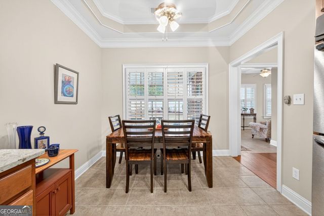 621 Berta Court, Loganville, GA 30052