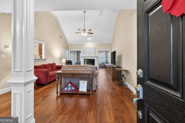 621 Berta Court, Loganville, GA 30052