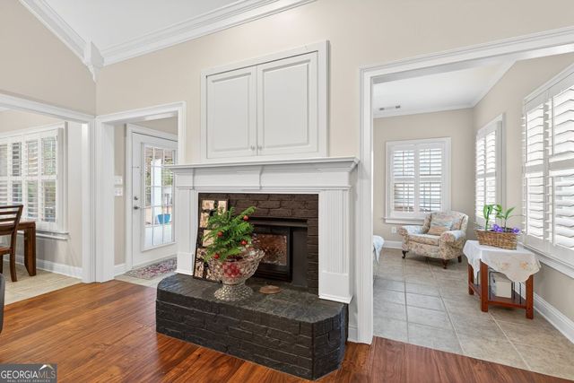 621 Berta Court, Loganville, GA 30052